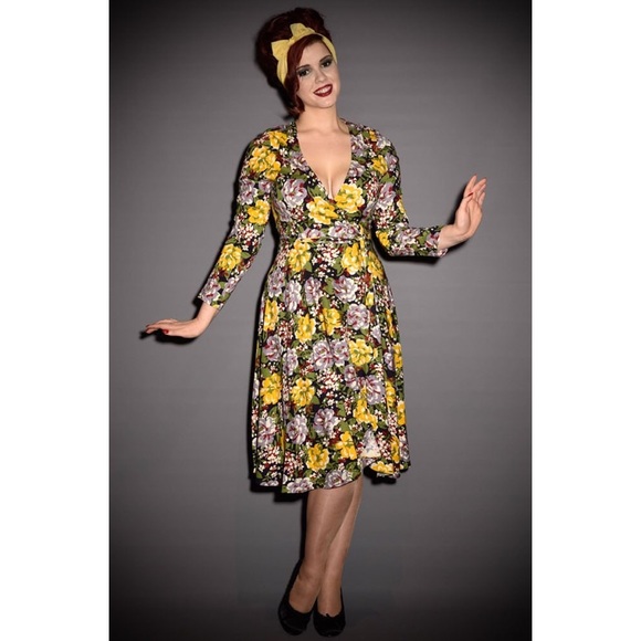 Retro Wrap Dress- Victory Floral - Picture 4 of 16